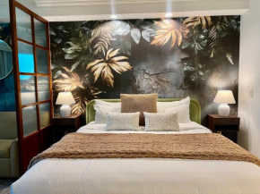 Jewel Suite w/balcony MGM SIGNATURE * 23rd FLOOR* STRIP VIEW